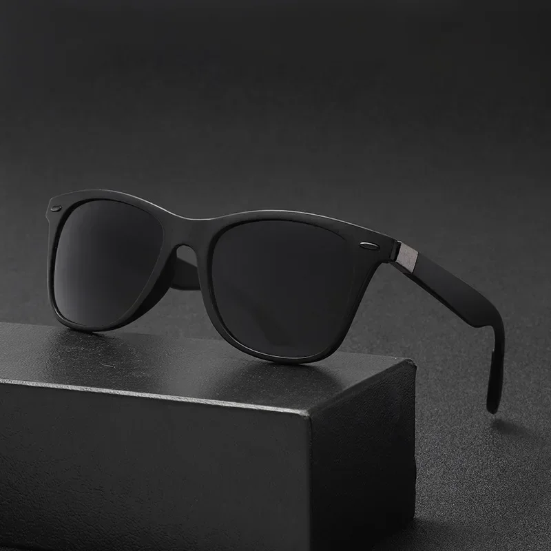 Moda, Vintage, Kadın, Kare Gün - Designer Sunglasses incelemesi ve fiyatı