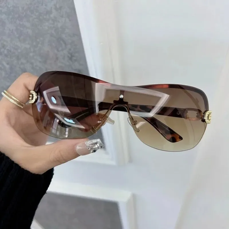 Günlük Kullanıma Uygun Kare Gü - Designer Sunglasses incelemesi ve fiyatı