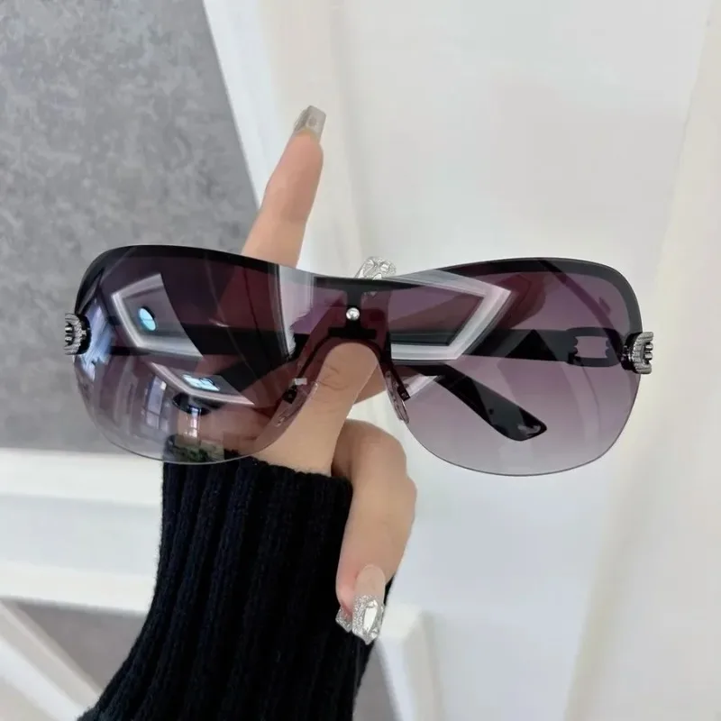 Günlük Kullanıma Uygun Kare Gü - Designer Sunglasses incelemesi ve fiyatı