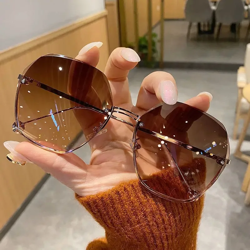 Marka Tasarımı, Moda, Yeni Çok - Designer Sunglasses incelemesi ve fiyatı