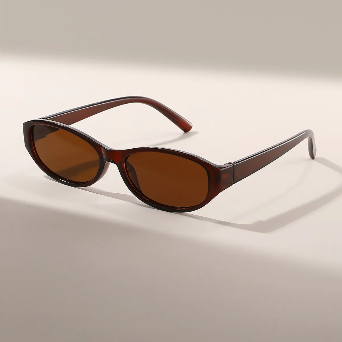 Retro Tarzı Oval Güneş Gözlüğü - Designer Sunglasses incelemesi ve fiyatı
